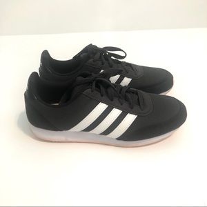 Adidas Tennis Shoes